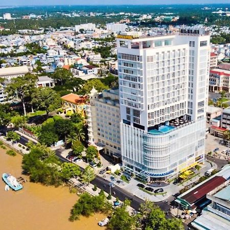 Diamond Stars Ben Tre Hotel Kültér fotó The hotel in 2019