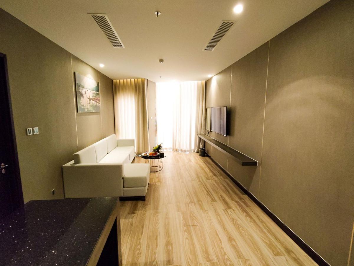 Diamond Stars Ben Tre Hotel Kültér fotó A living room in a serviced apartment in Beijing, China